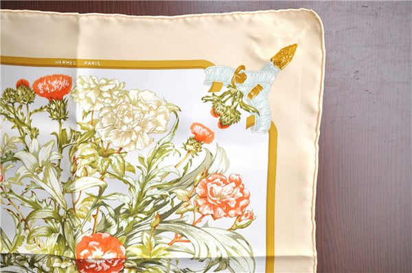 Authentic HERMES Petit Carre 40 Scarf Handkerchief "REGINA " Silk Beige J2474