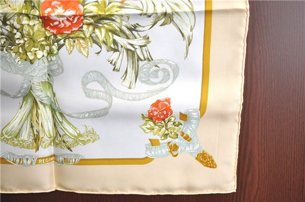 Authentic HERMES Petit Carre 40 Scarf Handkerchief "REGINA " Silk Beige J2474