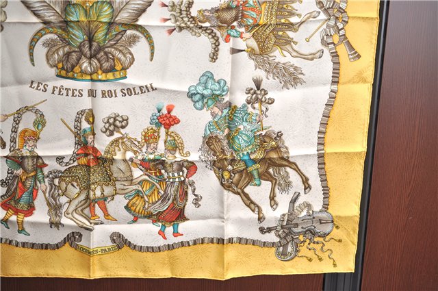 Authentic HERMES Carre 90 Scarf 