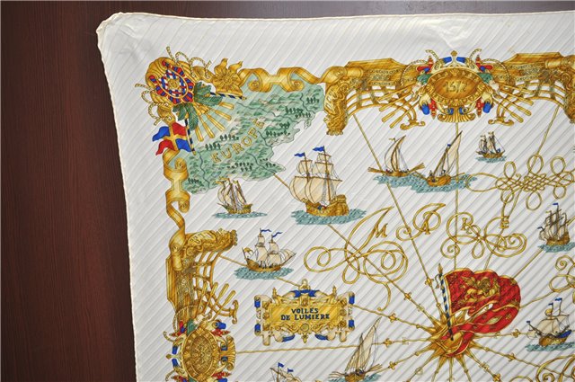 Authentic HERMES Pleats Scarf 