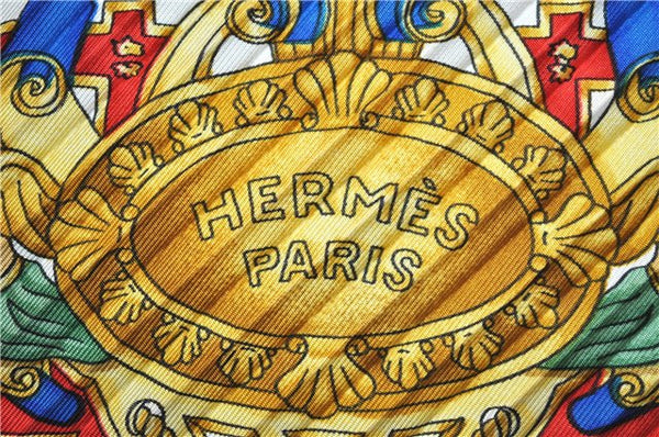 Authentic HERMES Pleats Scarf "VOILES DE LUMIERE" Silk White Box J3276