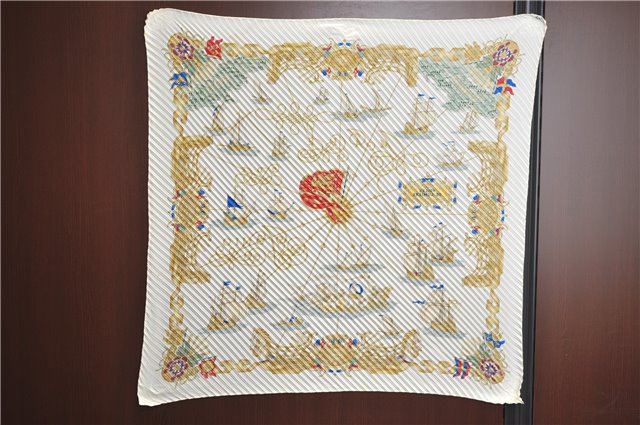 Authentic HERMES Pleats Scarf 