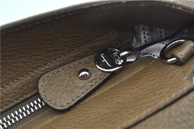 Authentic Salvatore Ferragamo Gancini Leather 2Way Hand Bag Beige Box SF J3394