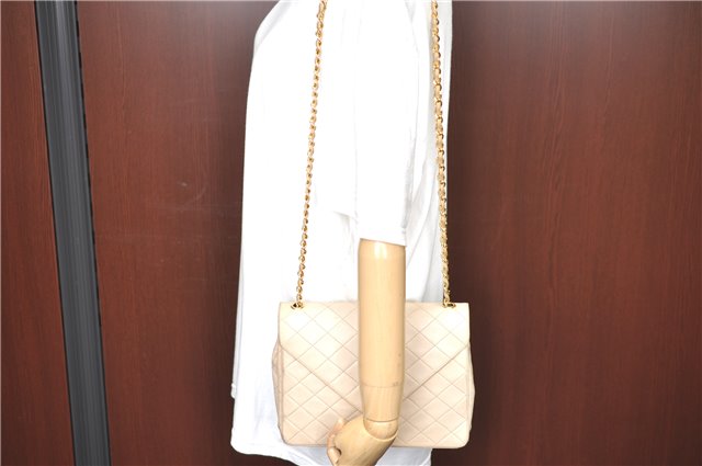 Authentic CHANEL Lamb Skin Matelasse Chain Shoulder Cross Bag Ivory CC J3712