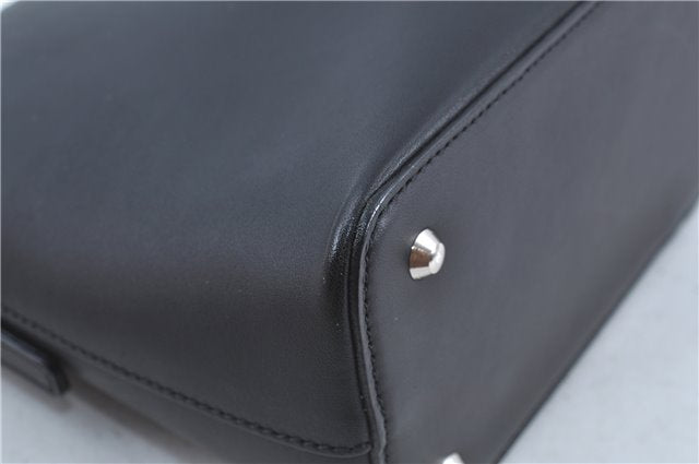 Authentic BURBERRY Vintage Leather Shoulder Hand Bag Purse Black J3770