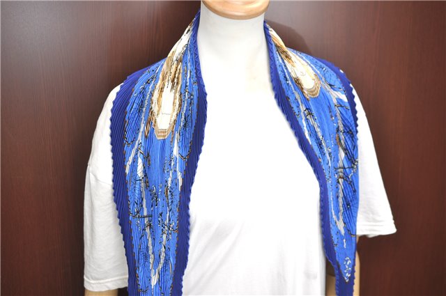 Authentic HERMES Pleats Scarf 