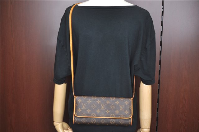 Authentic Louis Vuitton Monogram Pochette Twin GM Shoulder Bag M51852 LV J4609