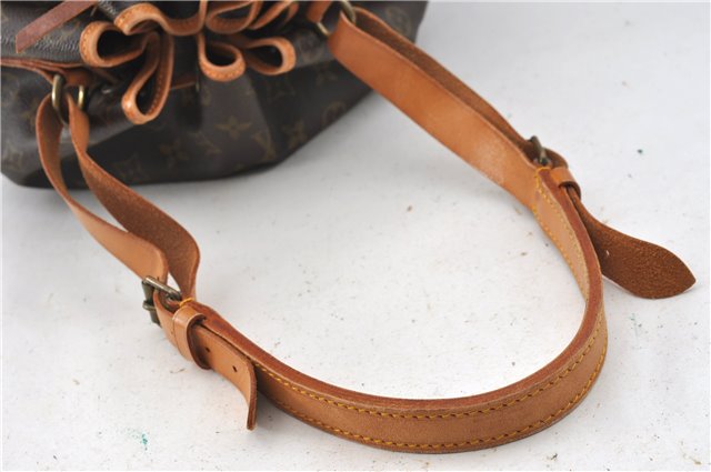 Authentic Louis Vuitton Monogram Noe Shoulder Drawstring Bag M42224 LV J4677