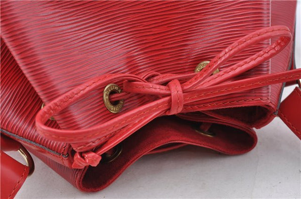 Authentic Louis Vuitton Epi Petit Noe Shoulder Drawstring Bag M44107 Red J5089