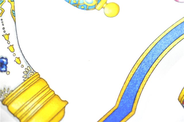 Authentic HERMES Carre 90 Scarf 