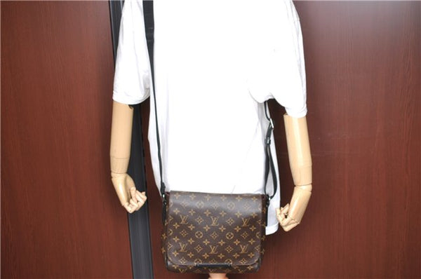 Auth Louis Vuitton Monogram Macassar District PM Shoulder Bag M40935 LV J5127
