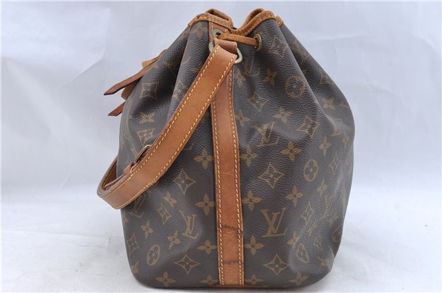 Authentic Louis Vuitton Monogram Petit Noe M42226 Shoulder Drawstring Bag J5209