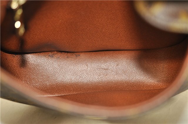 Authentic Louis Vuitton Monogram Saint Cloud MM M51243 Shoulder Cross Bag J5294