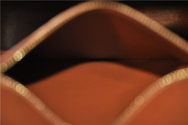 Authentic Louis Vuitton Monogram Saint Cloud MM M51243 Shoulder Cross Bag J5294