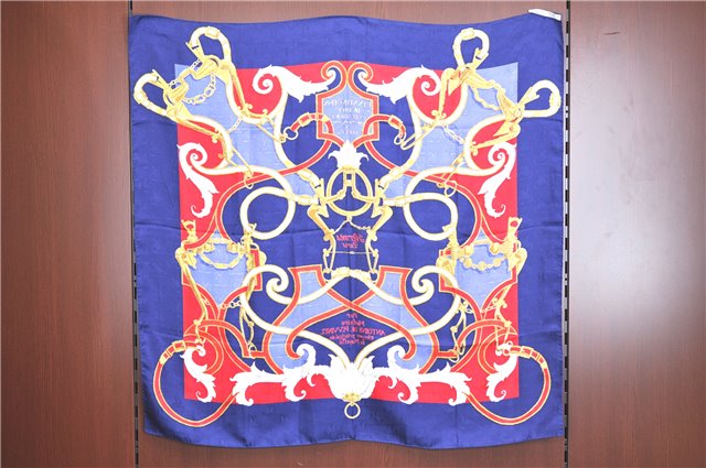 Authentic HERMES Carre 90 Scarf 