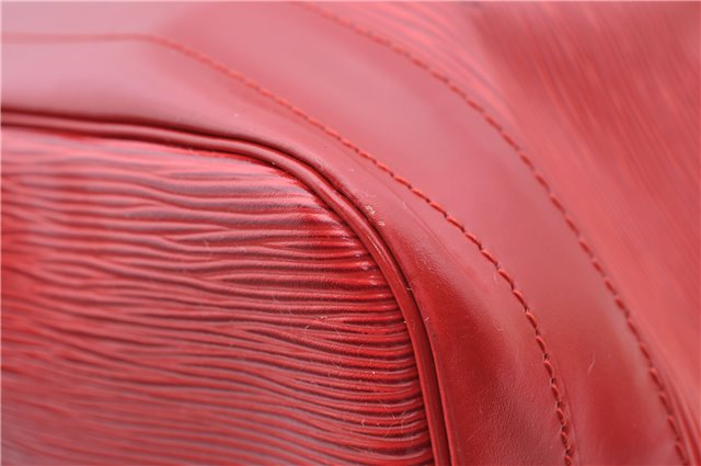 Authentic Louis Vuitton Epi Noe Shoulder Drawstring Bag Red M44007 LV J5508