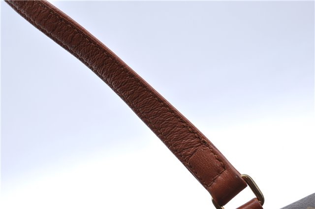 Authentic Louis Vuitton Monogram Papillon 30 Hand Bag Old Model LV J5566