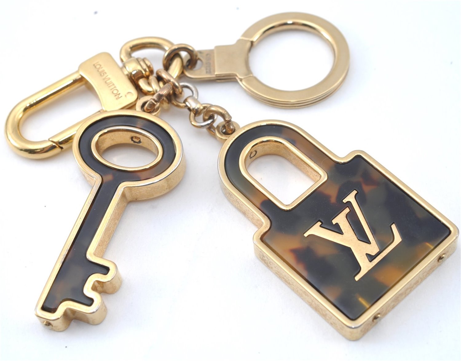 Authentic Louis Vuitton Porte Cles Confidence Charm Key Ring M65088 Gold J5620