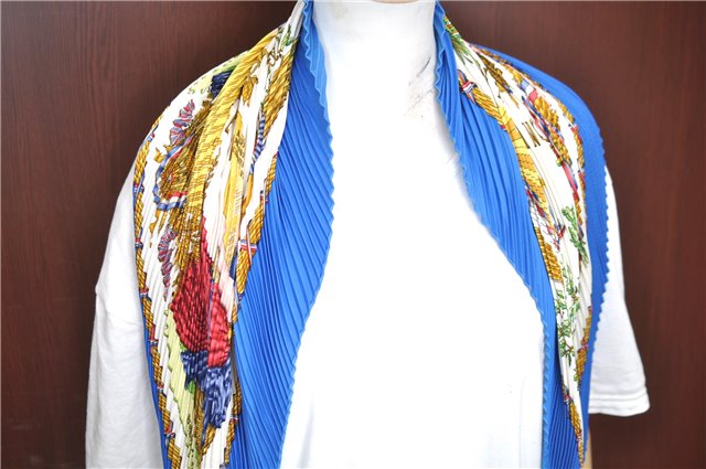 Authentic HERMES Pleats Scarf 