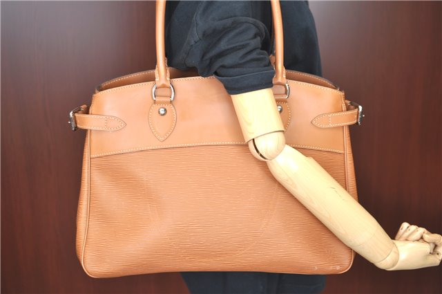 Authentic Louis Vuitton Epi Passy GM Shoulder Hand Bag Brown M59251 LV J5775