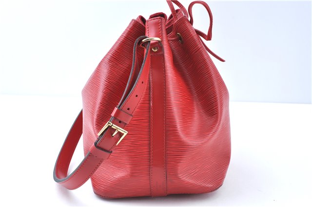 Authentic Louis Vuitton Epi Petit Noe Shoulder Drawstring Bag M44107 Red J6014