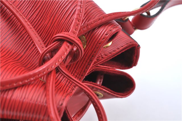 Authentic Louis Vuitton Epi Petit Noe Shoulder Drawstring Bag M44107 Red J6014