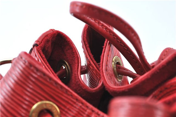 Authentic Louis Vuitton Epi Petit Noe Shoulder Drawstring Bag M44107 Red J6014