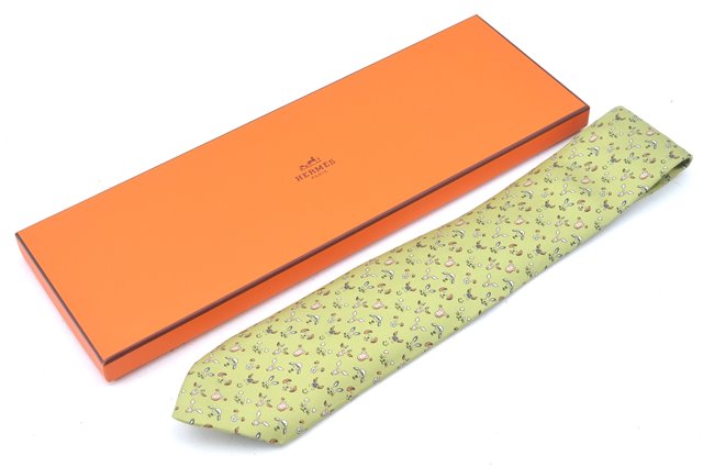 Authentic HERMES Tie Necktie Animal Pattern Silk Light Green Box J6115