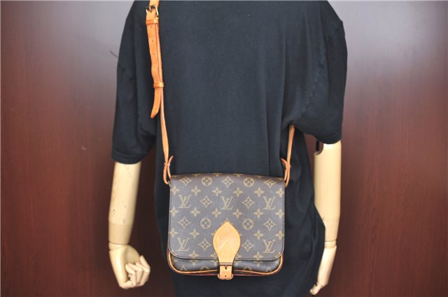 Authentic Louis Vuitton Monogram Cartouchiere MM M51253 Shoulder Cross Bag J6194