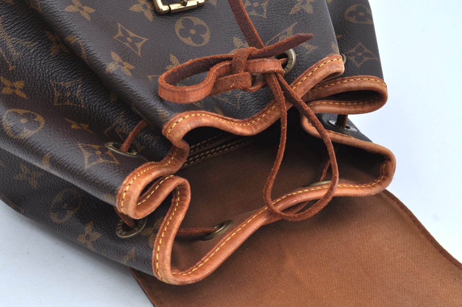 Authentic Louis Vuitton Monogram Montsouris MM Backpack M51136 LV J6239
