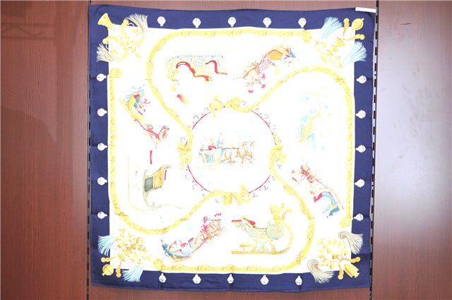 Authentic HERMES Carre 90 Scarf 