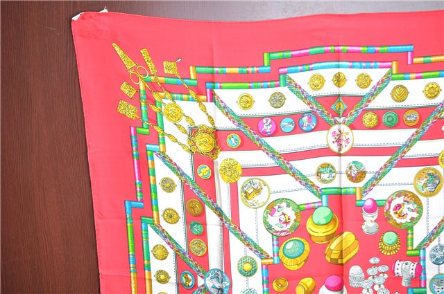 Authentic HERMES Carre 90 Scarf 