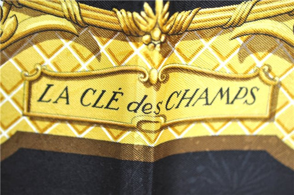 Authentic HERMES Carre 90 Scarf "La CLE des Champs" Silk Black J6744