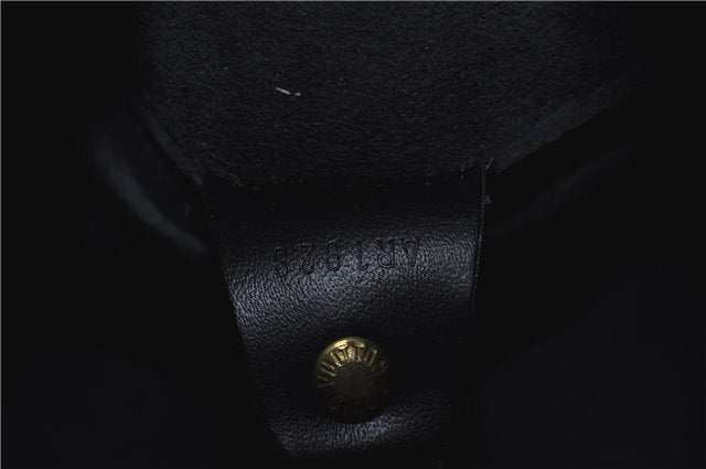 Authentic Louis Vuitton Epi Soufflot Black Hand Bag M52222 LV J6801