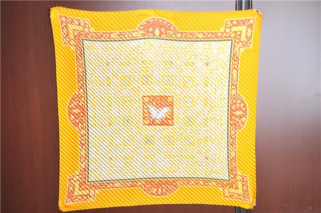 Authentic HERMES Pleats Scarf 