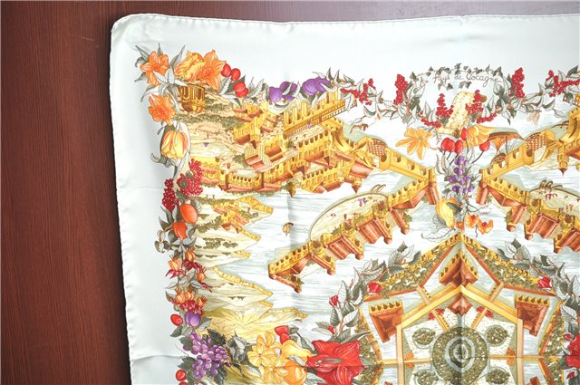 Authentic HERMES Pleats Scarf 