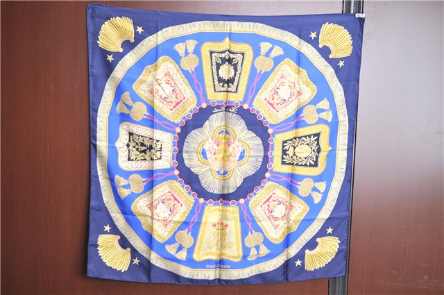 Authentic HERMES Carre 90 Scarf 