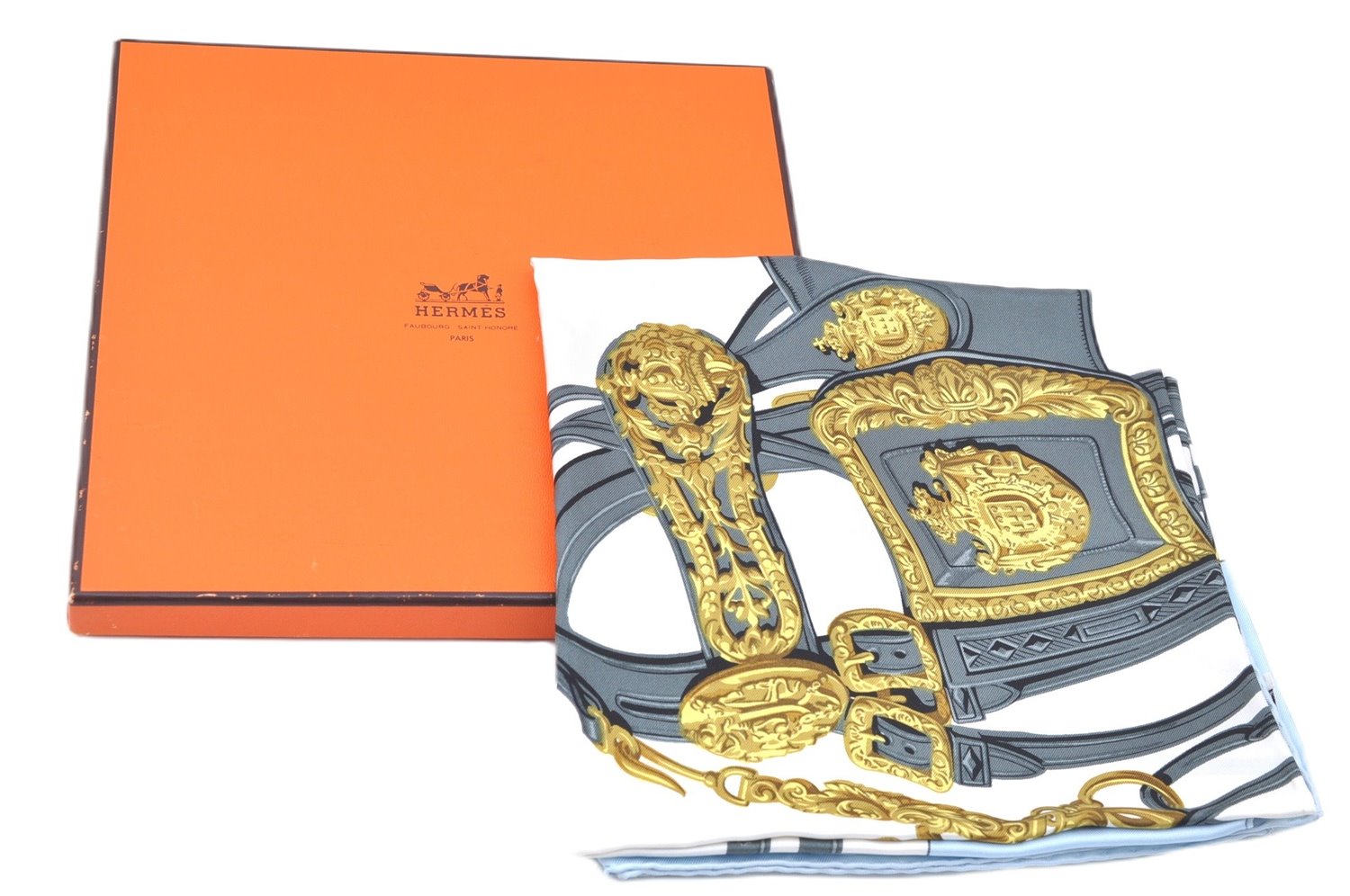 Authentic HERMES Carre 90 Scarf 