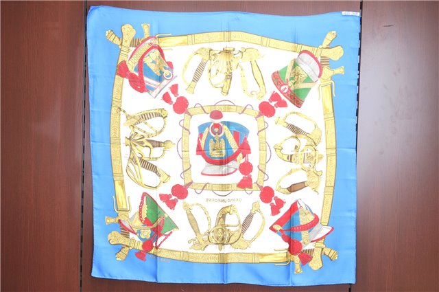 Authentic HERMES Carre 90 Scarf 