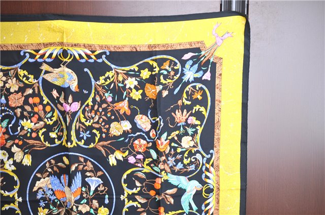 Authentic HERMES Carre 90 Scarf 