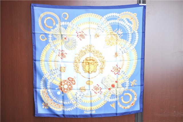 Authentic HERMES Carre 90 Scarf 