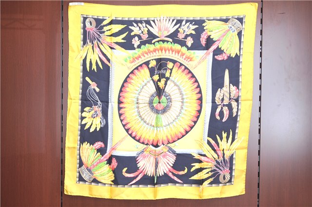 Authentic HERMES Carre 90 Scarf 