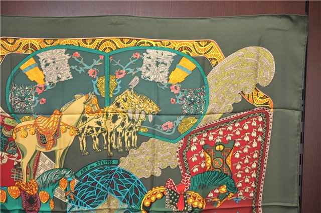 Authentic HERMES Carre 90 Scarf 