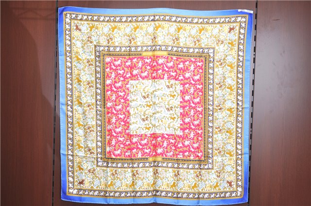 Authentic HERMES Carre 90 Scarf 