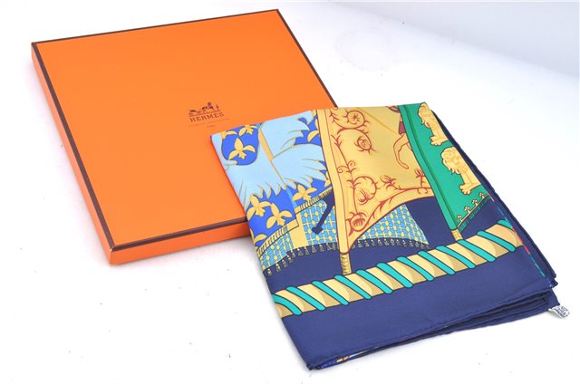 Authentic HERMES Carre 90 Scarf 