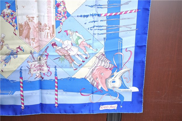 Authentic HERMES Carre 90 Scarf 