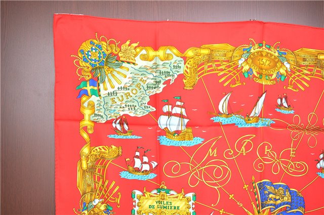 Authentic HERMES Carre 90 Scarf 