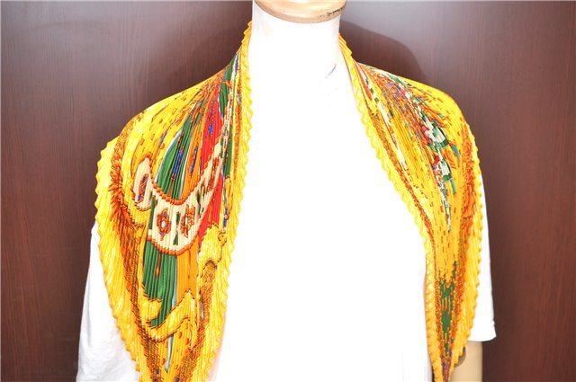 Authentic HERMES Pleats Scarf 