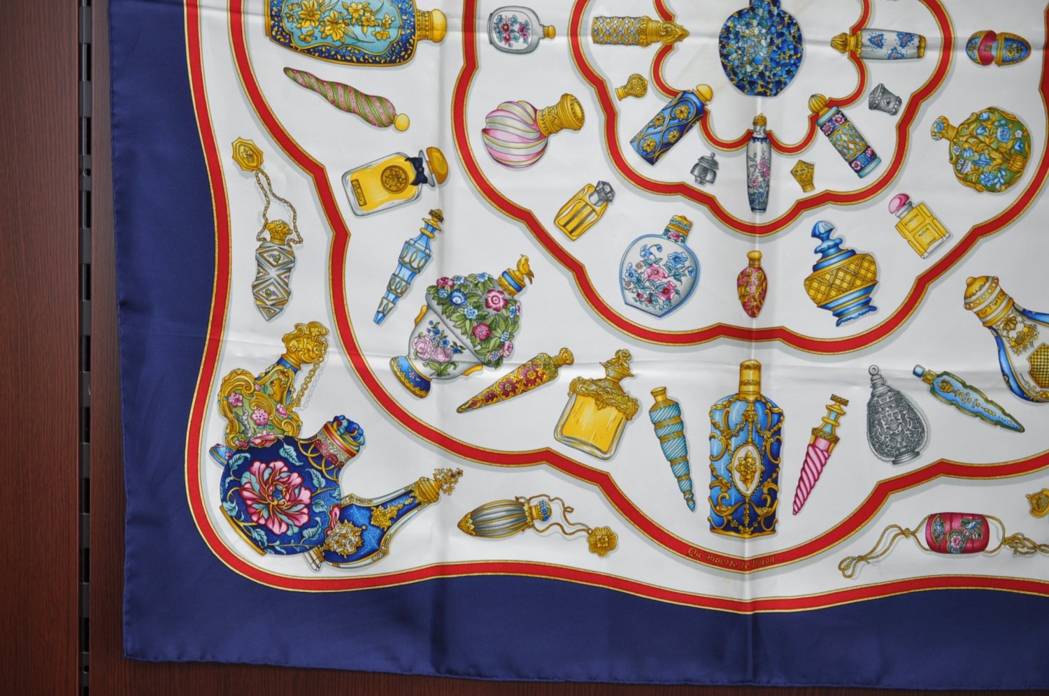 Authentic HERMES Carre 90 Scarf 