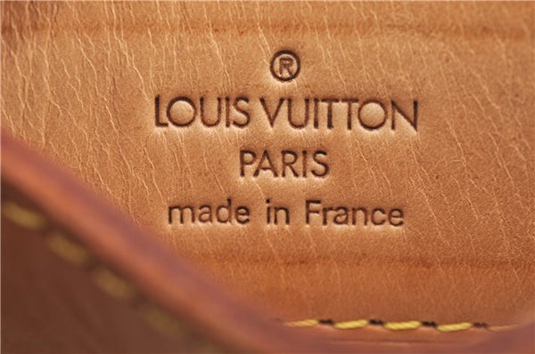 Authentic Louis Vuitton Leather Shoulder Strap Beige Size 35.2-42.1" LV J7914